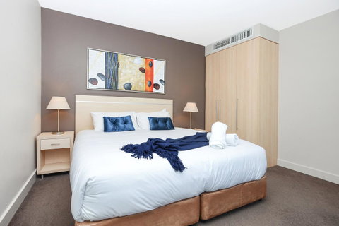Pier Luxury Apartments - South Australia Travel 22