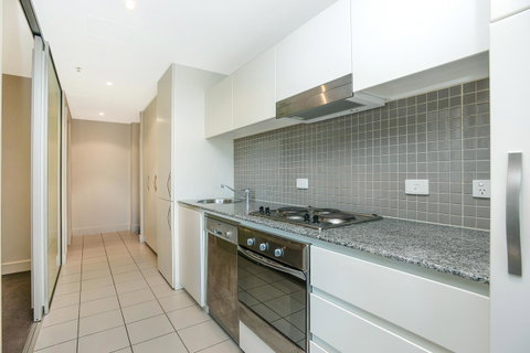 Pier Luxury Apartments - South Australia Travel 25