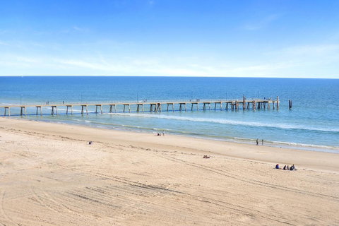 Pier Luxury Apartments - South Australia Travel 6