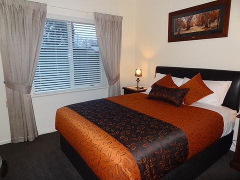Hahndorf Oak Tree Cottages - South Australia Travel 3