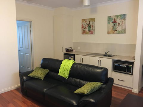 Hahndorf Oak Tree Cottages - South Australia Travel 9