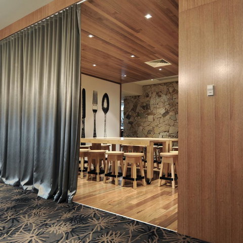 Mansfield Park Hotel - South Australia Travel 4