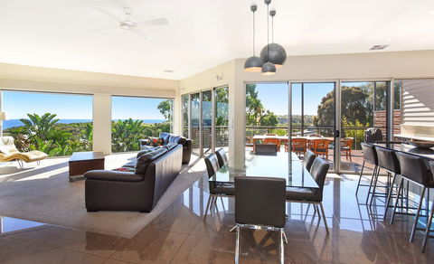 Lavina Luxury Beach House - South Australia Travel 1