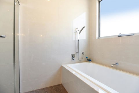Lavina Luxury Beach House - South Australia Travel 28