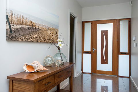 Lavina Luxury Beach House - South Australia Travel 23
