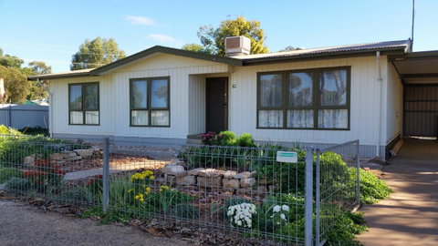 The Quorn-er House - South Australia Travel 3