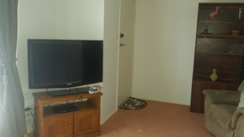 The Quorn-er House - South Australia Travel 17