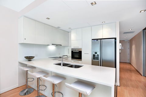 Breeze Beachfront Apartment - South Australia Travel 15