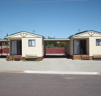 Jacko's Holiday Cabins - South Australia Travel