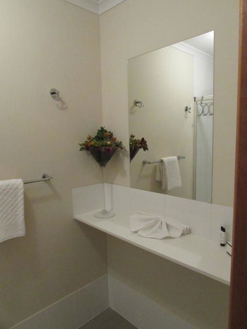 Lazy Days Cottage - Victor Harbor - South Australia Travel 20