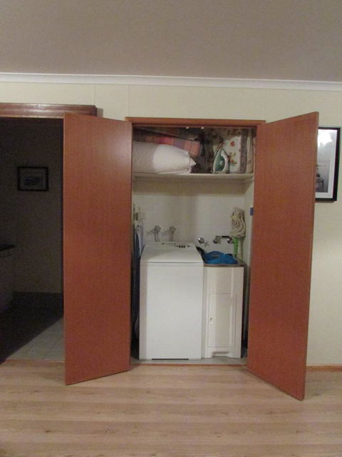 Lazy Days Cottage - Victor Harbor - South Australia Travel 18