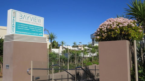 Bayview Beachfront Apartments, In Town Right On The Beach - South Australia Travel 16