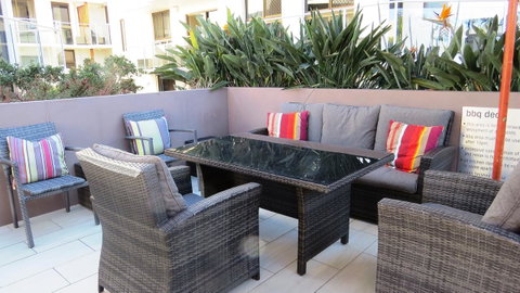 Bayview Beachfront Apartments, In Town Right On The Beach - South Australia Travel 24