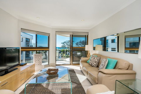 Bayview Beachfront Apartments, In Town Right On The Beach - South Australia Travel 38