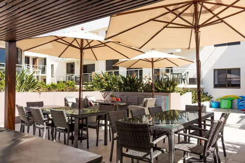 Bayview Beachfront Apartments, In Town Right On The Beach - South Australia Travel 25