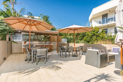 Bayview Beachfront Apartments, In Town Right On The Beach - South Australia Travel 9