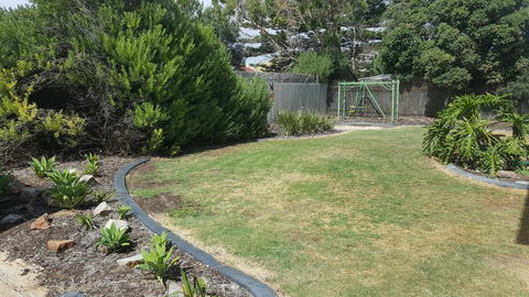 Beachside Escape On The Esplanade - South Australia Travel 12
