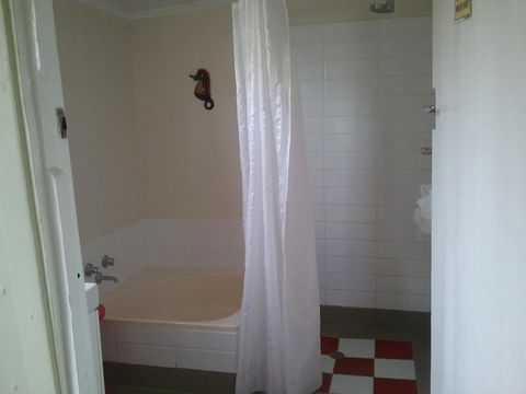 The Pig And Whistle - South Australia Travel 34