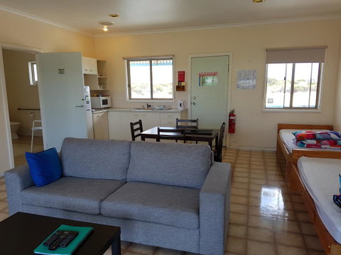 Marion Bay Holiday Villas - South Australia Travel 12