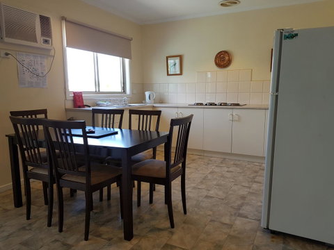 Marion Bay Holiday Villas - South Australia Travel 14