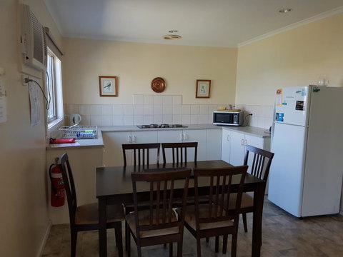 Marion Bay Holiday Villas - South Australia Travel 9