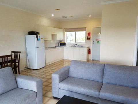 Marion Bay Holiday Villas - South Australia Travel 0