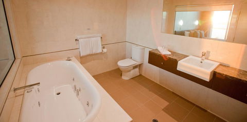 Port Lincoln Hotel - South Australia Travel 7
