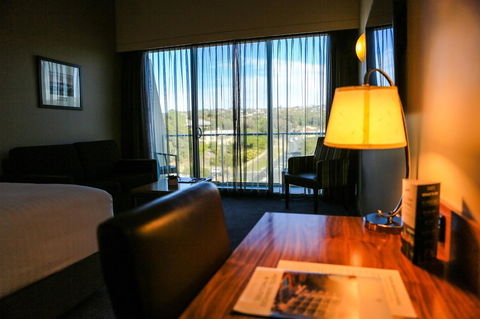 Port Lincoln Hotel - South Australia Travel 5
