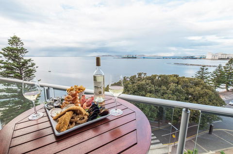 Port Lincoln Hotel - South Australia Travel 31