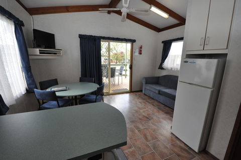 Beachside Holiday Park - South Australia Travel 7