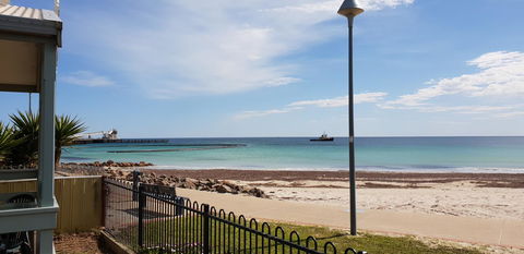 Wallaroo Beachfront Tourist Park - South Australia Travel 10