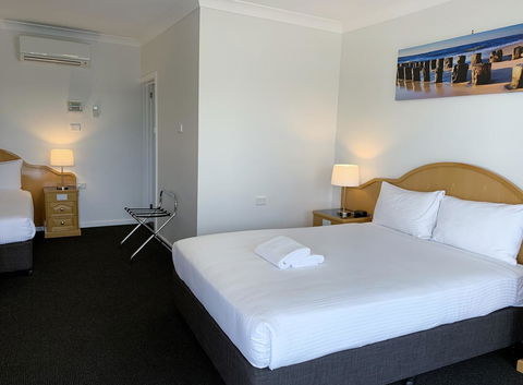 Hilton Beachfront Motel - South Australia Travel 2