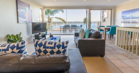 The Bluff Resort Apartments - South Australia Travel 25