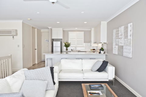 The Bluff Resort Apartments - South Australia Travel 40