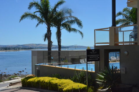 The Bluff Resort Apartments - South Australia Travel 12