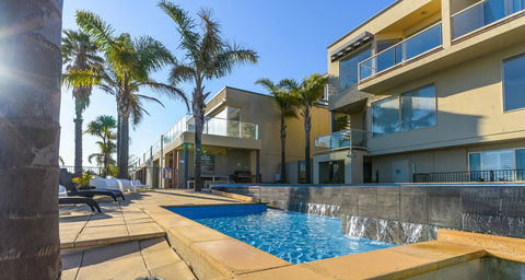 The Bluff Resort Apartments - South Australia Travel 11