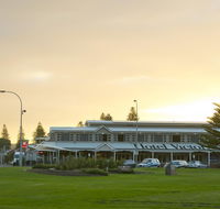 Hotel Victor - South Australia Travel
