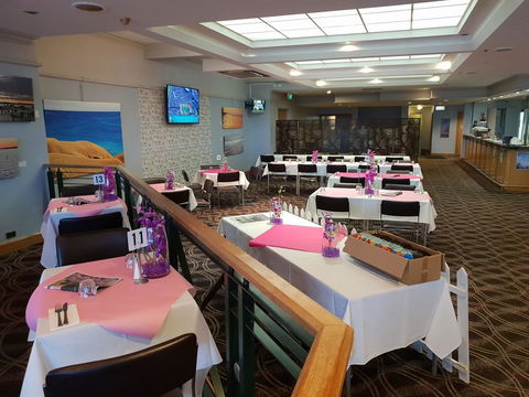 Nightcap At Hotel Victor - South Australia Travel 3