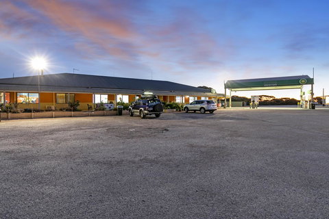 Border Village Roadhouse - South Australia Travel 2