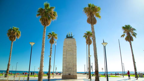 Beachside Luxury & Comfort, Ocean Views In Glenelg - South Australia Travel 32