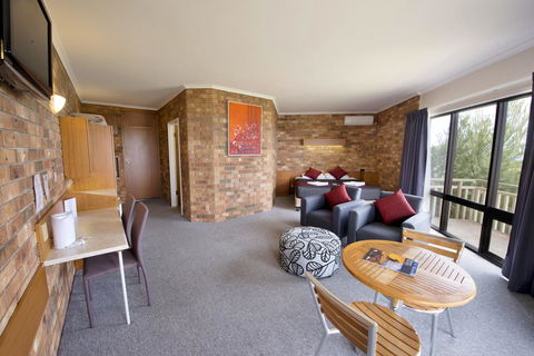 Kangaroo Island Seaside Inn - South Australia Travel 30