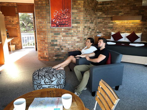 Kangaroo Island Seaside Inn - South Australia Travel 9