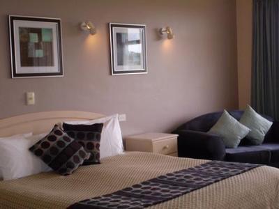 Lakeview Motel And Apartments - South Australia Travel 32