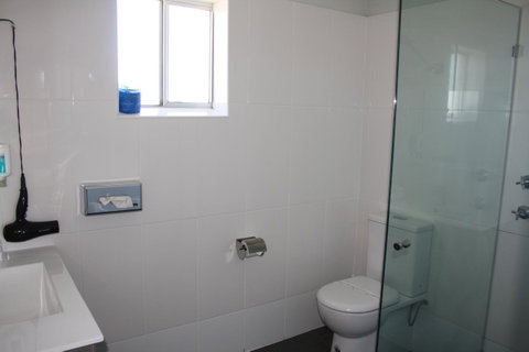 Lakeview Motel And Apartments - South Australia Travel 38