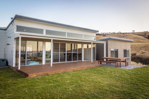 Middle River Beach House, Western House - South Australia Travel 1
