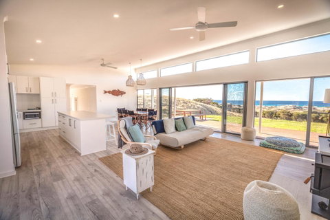 Middle River Beach House, Western House - South Australia Travel 0