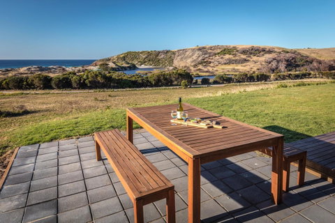 Middle River Beach House, Western House - South Australia Travel 18