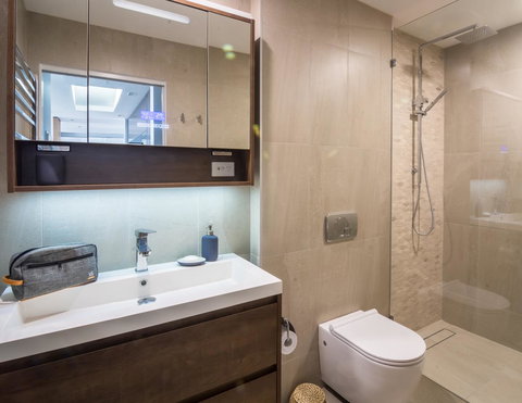 Penthouse On The Promenade - South Australia Travel 11