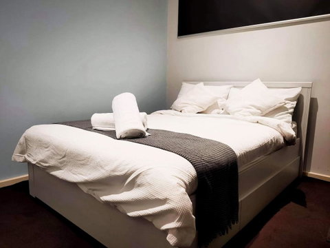 Project BNB On York - South Australia Travel 5