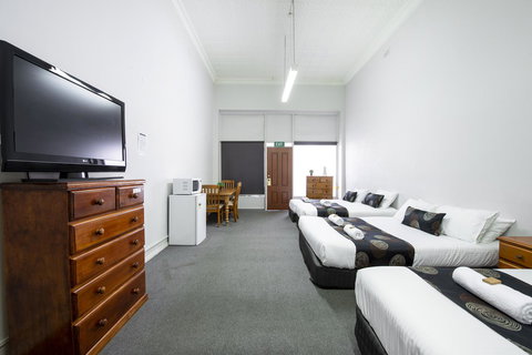 City Centre Motel Hotel - South Australia Travel 7